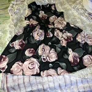 Roz & Ali Black Dress with Blush Rose Print
